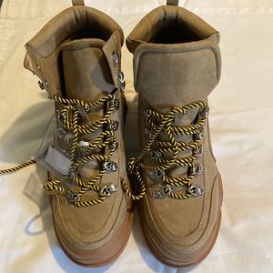 Brand New Metaphor (MUSE) boots
